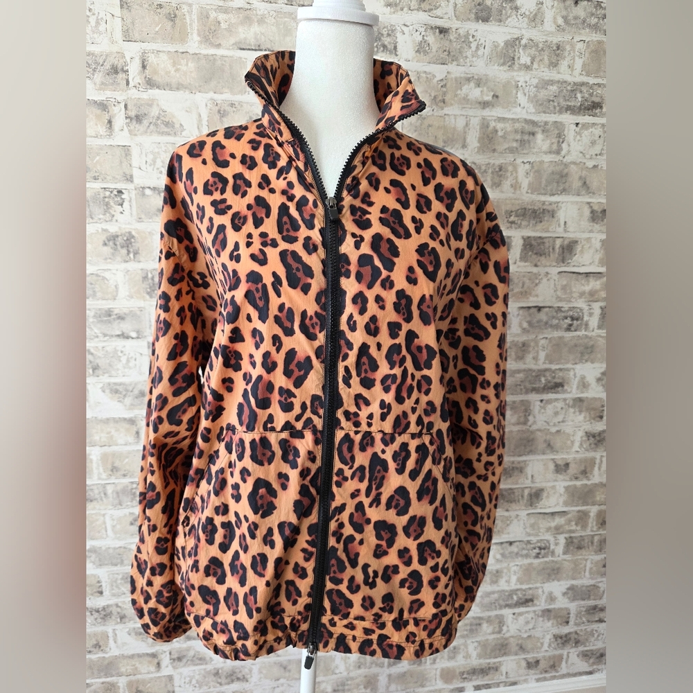 Fabletics Leopard Print Lightweight Windbreaker Z… - image 1